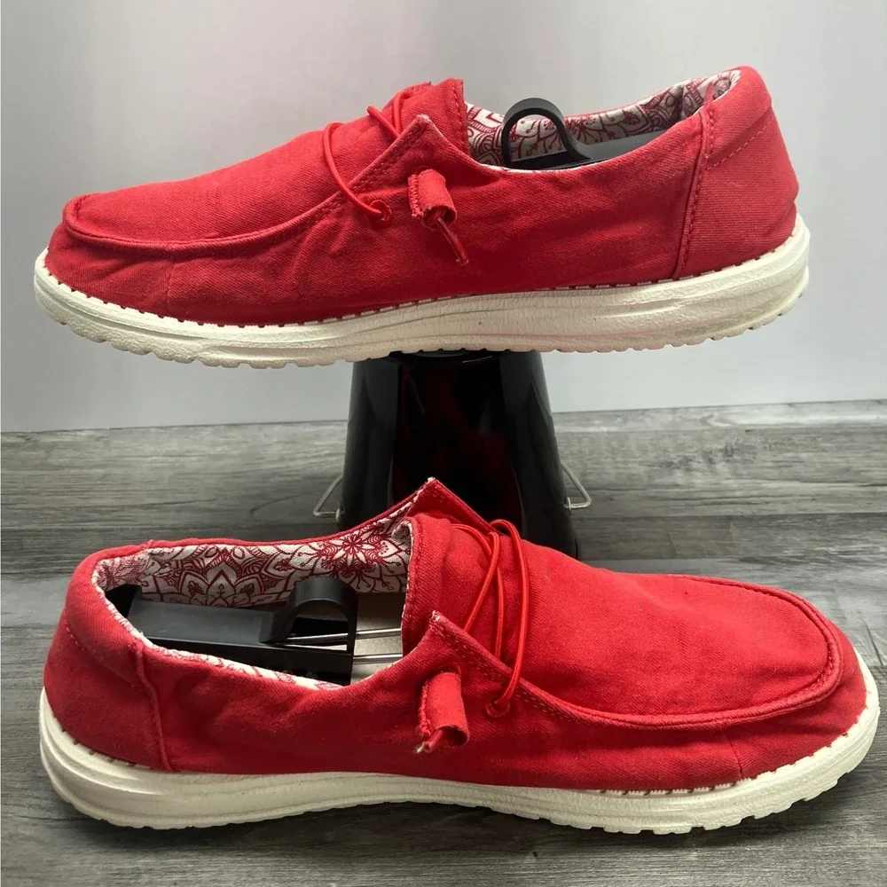 Hey Dude Wendy Red Canvas Slip On Loafers Womens Size 10 121416800 - Picture 2 of 7
